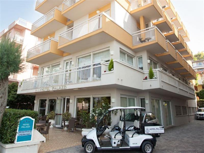 Hotel Palazzi Gabicce Mare Exterior photo