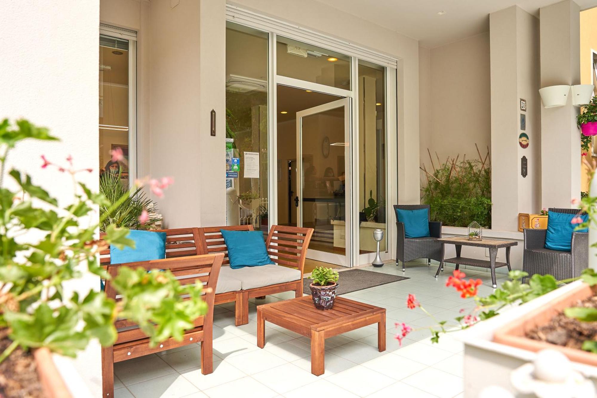 Hotel Palazzi Gabicce Mare Exterior photo