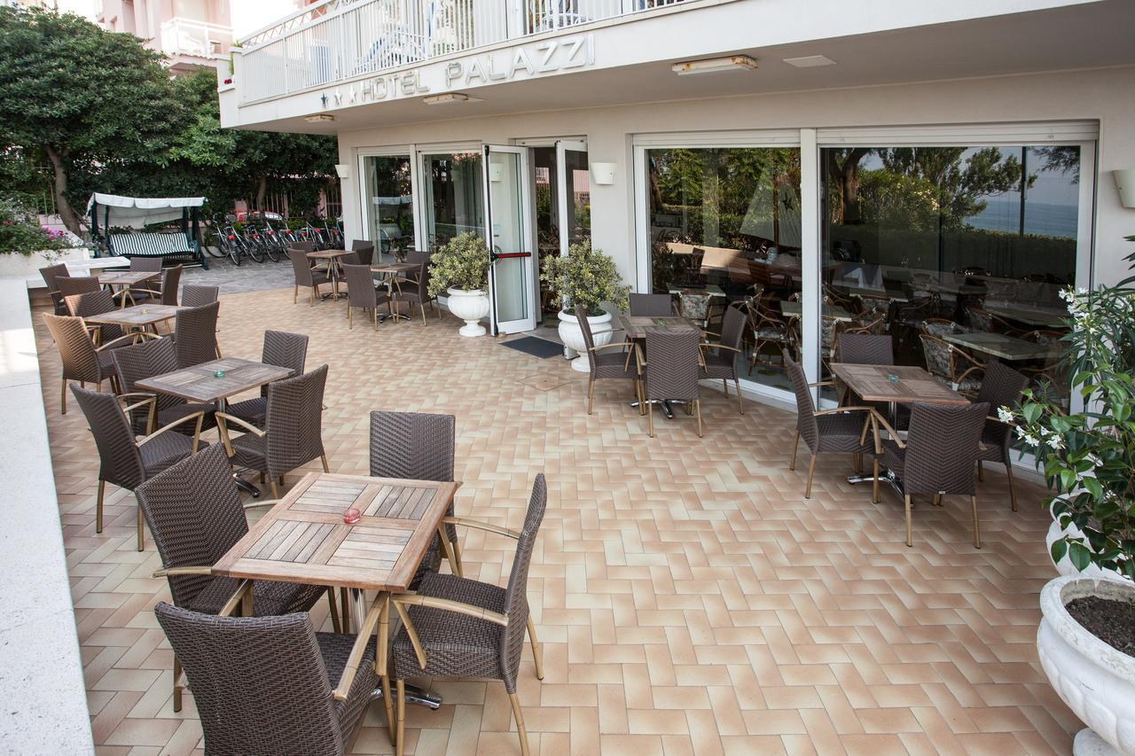 Hotel Palazzi Gabicce Mare Exterior photo